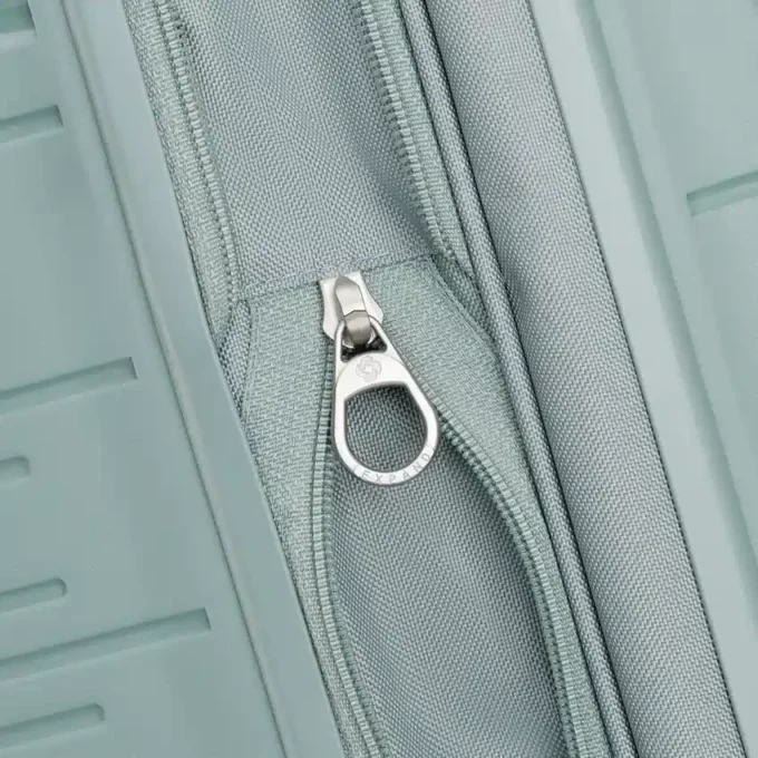 Elevation™ Plus Elevation™ plus valigia rigida grande con ruote