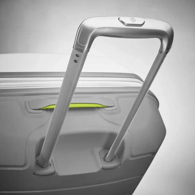 Freeform large spinner